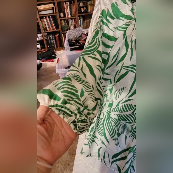 Cotil Co Green White Tropical Leaf Blouse 1X 3/4 Sleeve - Picture 2 of 4